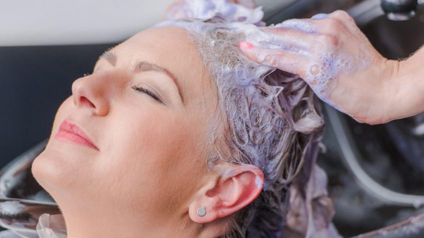 Revlon ljubičasti šampon